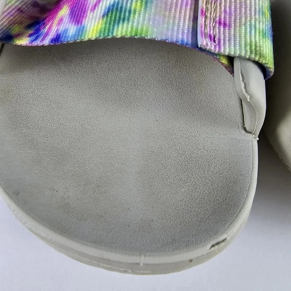 Chacos Women's Chillos light tye dye slides size 7 - Picture 4 of 10